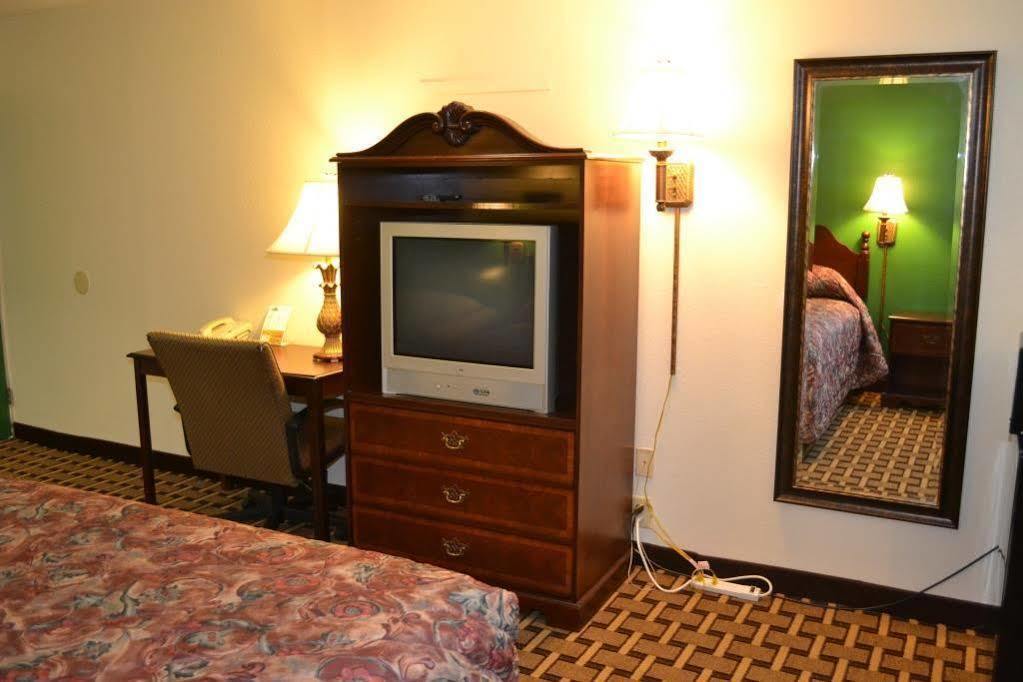 Masters Inn Augusta Washington Rd, I-20 Exterior photo
